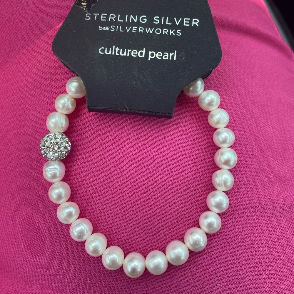 Belk Silver Works cultured Pearl bracelet with silver bead like new